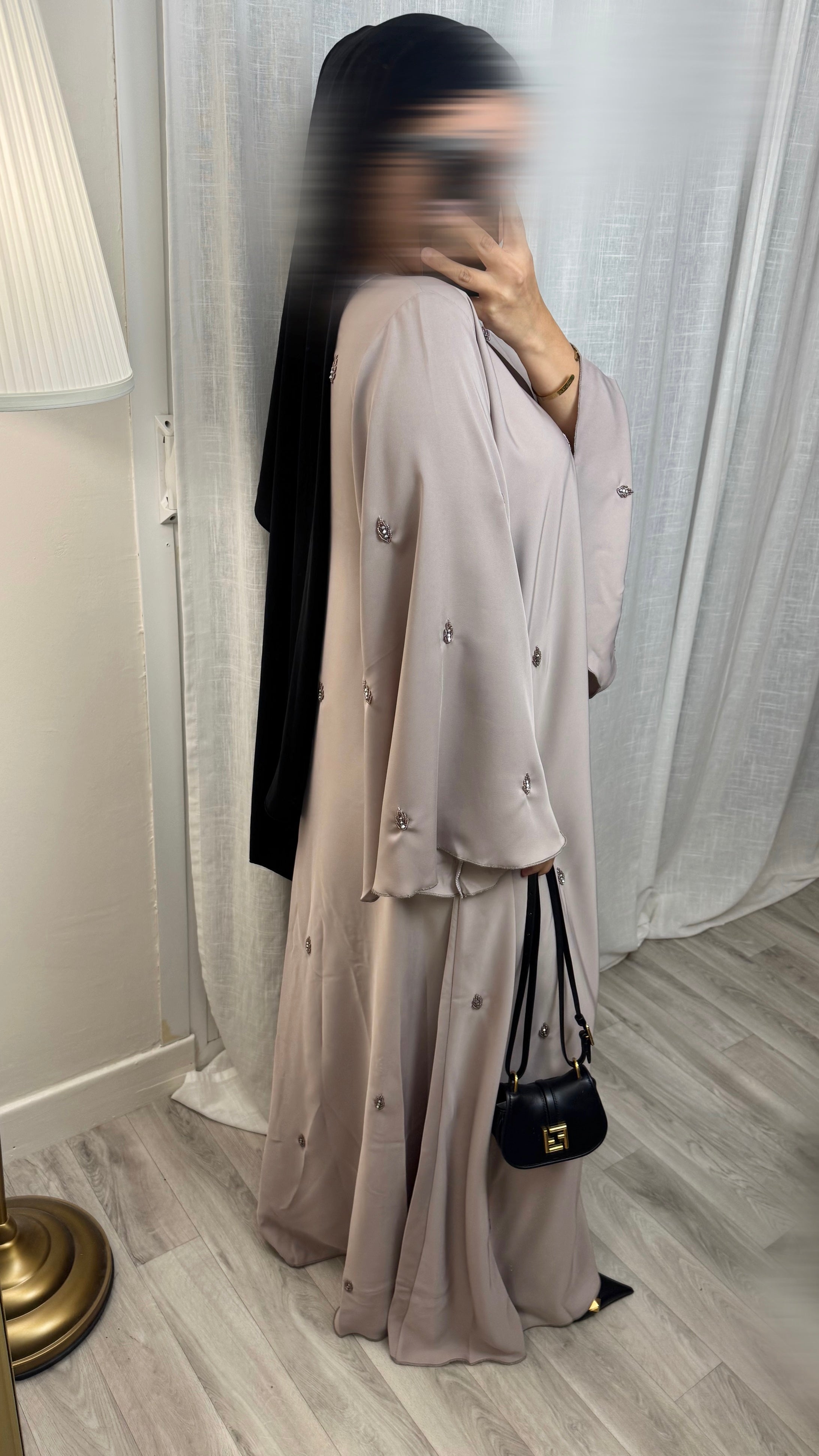 Abaya rose à perles