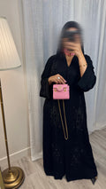 Abaya noire perlée à tissus plissé