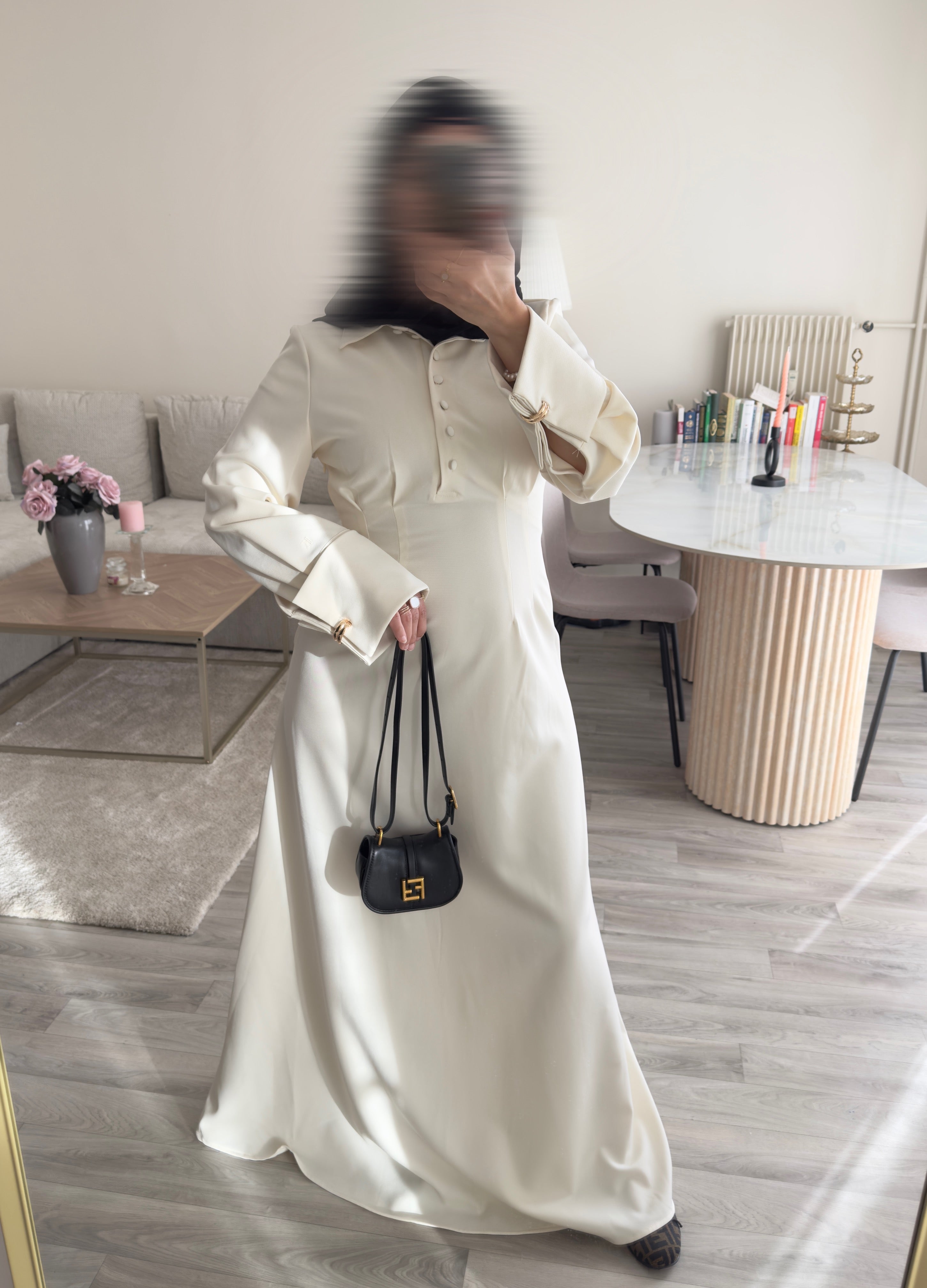 Robe Bee